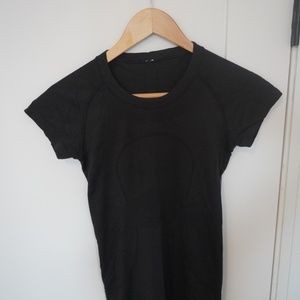 Lululemon Swiftly Tech Short Sleeve